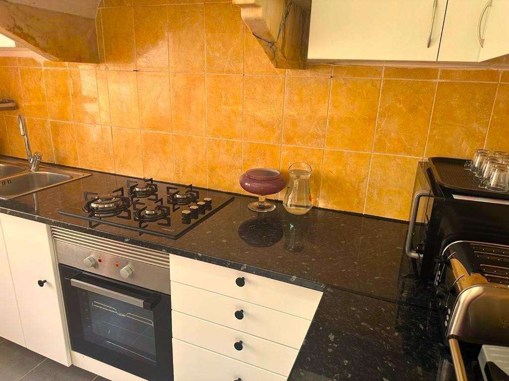 Lisabonna Guest House Amadora Zewnętrze zdjęcie