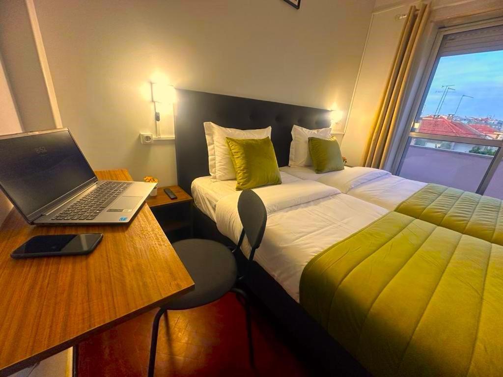 Lisabonna Guest House Amadora Zewnętrze zdjęcie