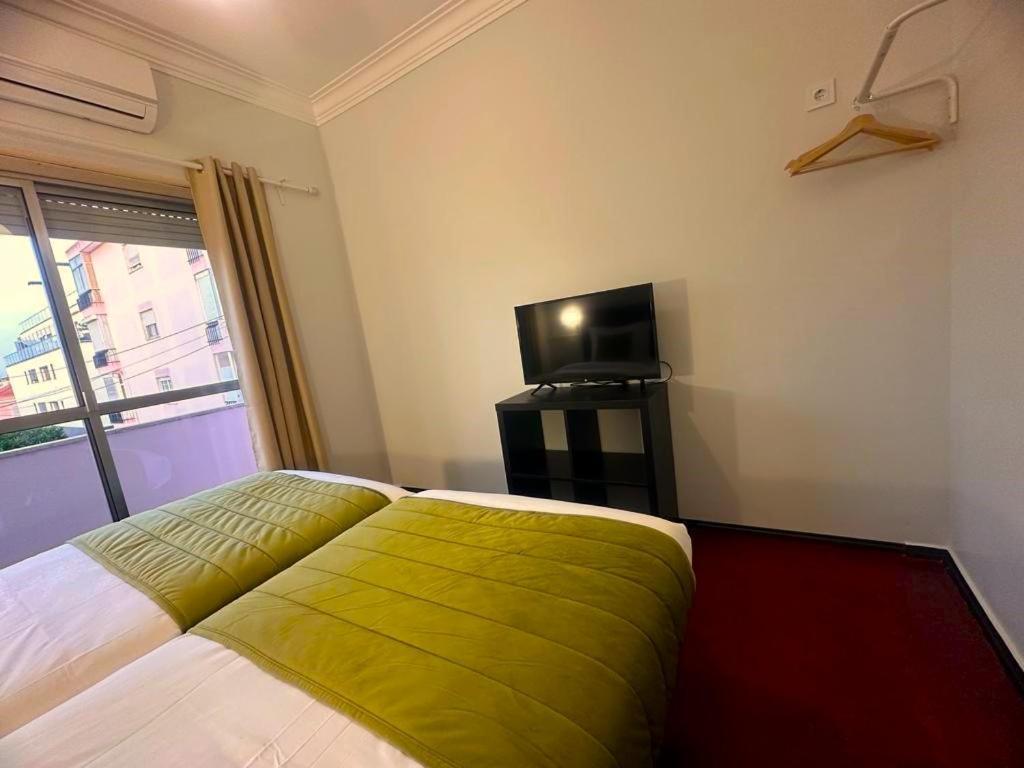Lisabonna Guest House Amadora Zewnętrze zdjęcie
