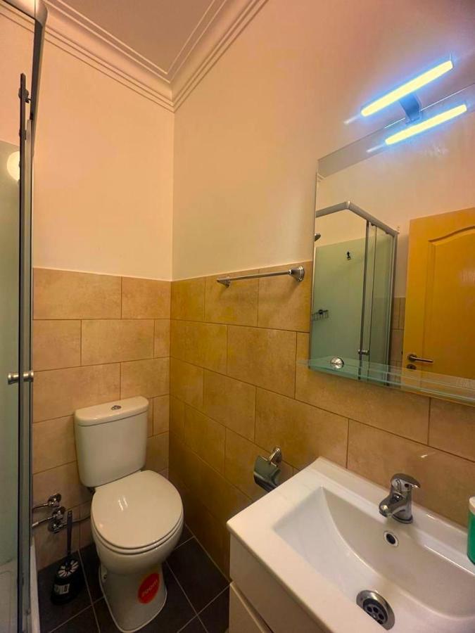 Lisabonna Guest House Amadora Zewnętrze zdjęcie
